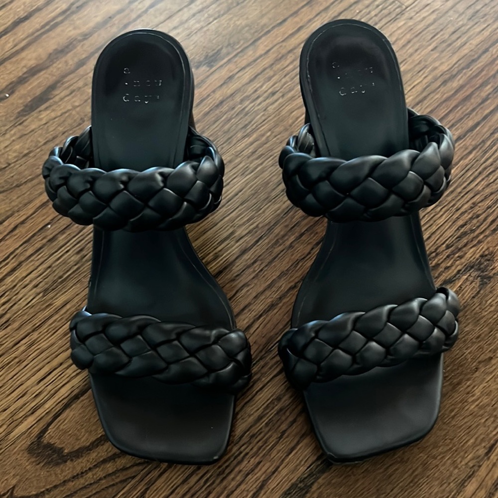 A new day Black Braided Faux Leather Heel Slides. Size 6 Medium
